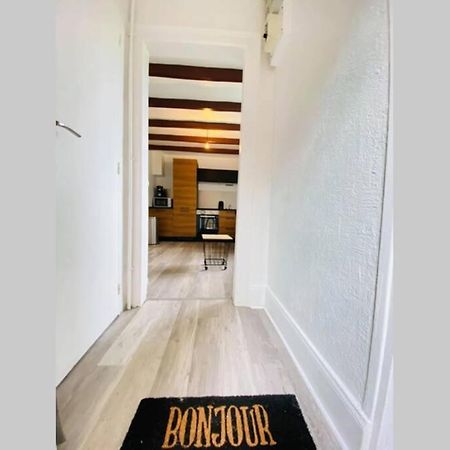 Appartement Cosy Avec Jardin Chaleureux Laon Esterno foto