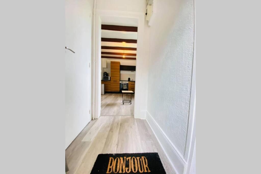 Appartement Cosy Avec Jardin Chaleureux Laon Esterno foto